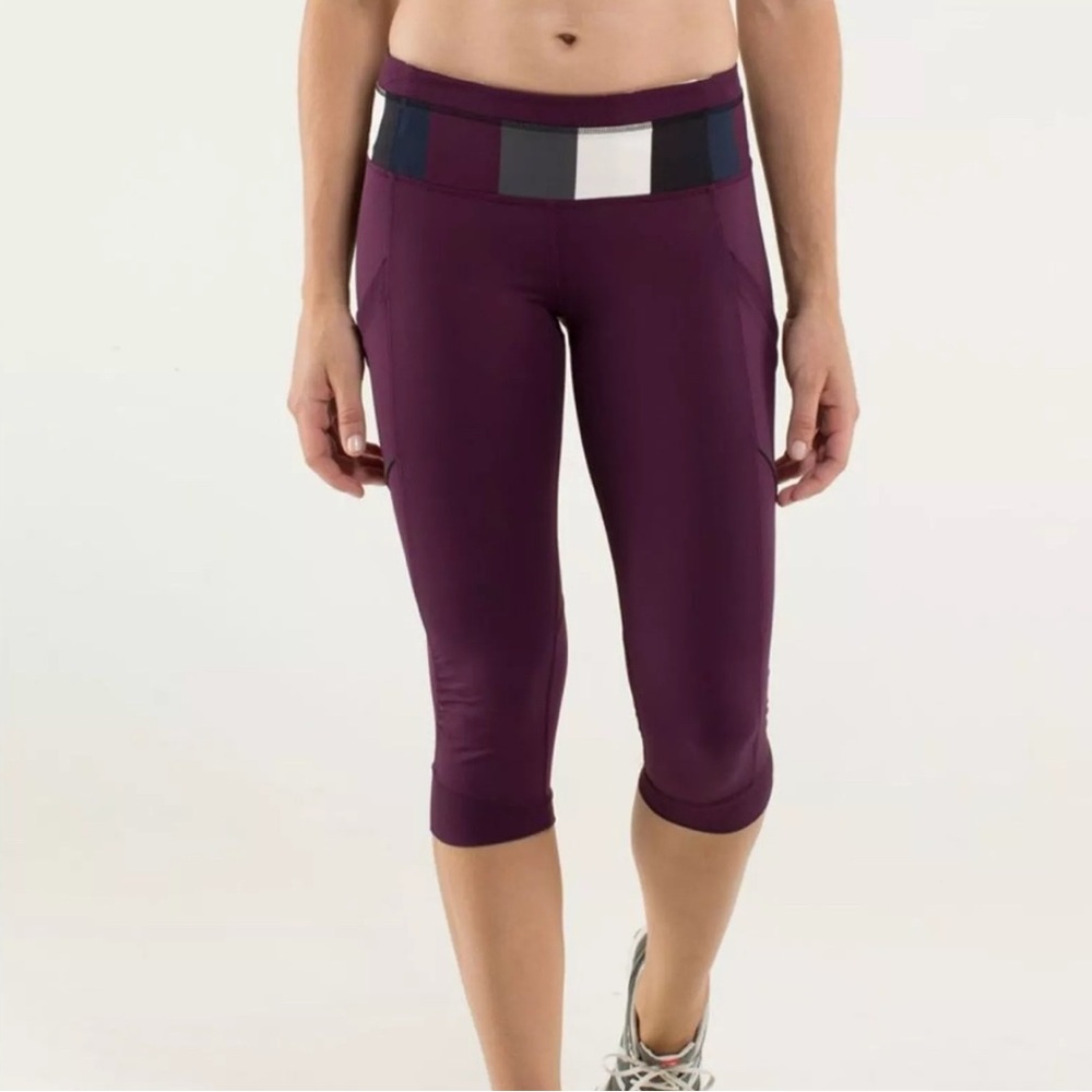 Lululemon Run For Fun Crop
Plum / Pow Stripe Angel Wing / Angel Wing